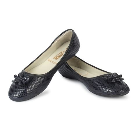 ballerina shoes for women.